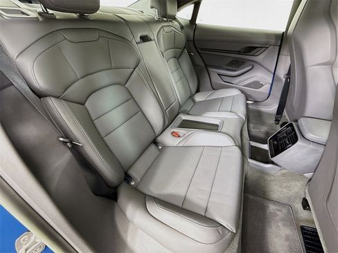 Used 2023 Porsche Taycan 4S image 29