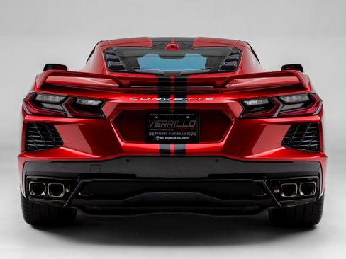 Used 2023 Chevrolet Corvette Stingray Premium Cpe w/ Z51 Performance Package RWD image 6