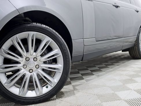 Used 2018 Land Rover Range Rover HSE image 4