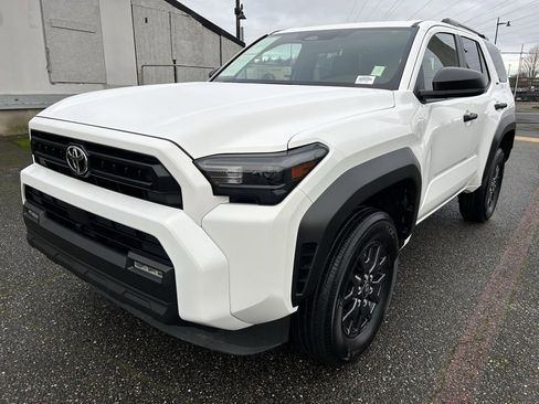Certified 2025 Toyota 4Runner SR5 image 1