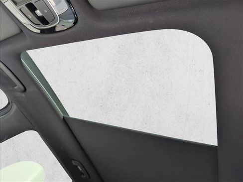 Certified 2025 Hyundai Tucson Limited image 17