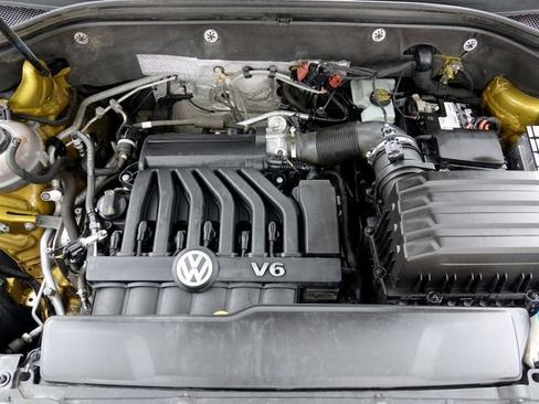 Used 2018 Volkswagen Atlas SEL Premium image 48
