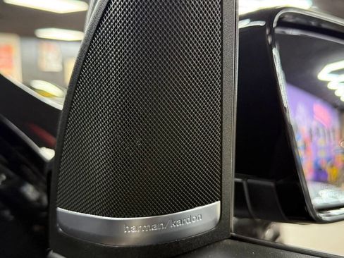 Used 2016 Mercedes-Benz GLE 63 AMG 4MATIC image 36