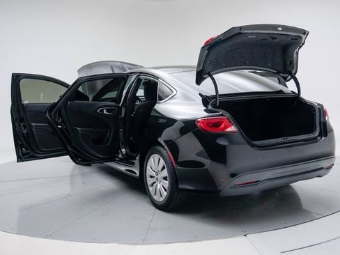 Used 2016 Chrysler 200 LX FWD image 19