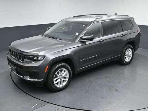 Used 2023 Jeep Grand Cherokee L Laredo w/ Luxury Tech Group I AWD/4WD image 46