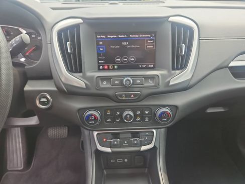 Used 2023 GMC Terrain SLE w/ Driver Convenience Package FWD image 19