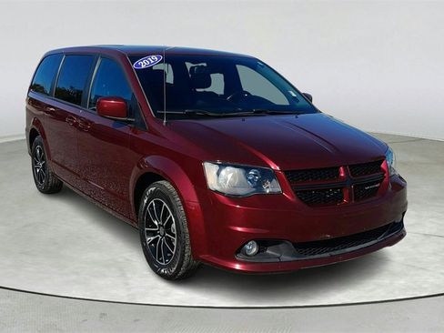 Used 2019 Dodge Grand Caravan GT image 1