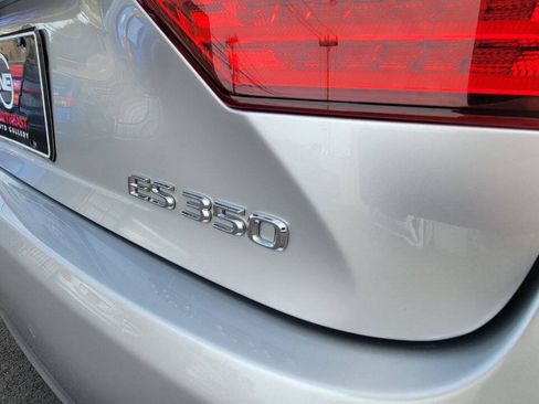 Used 2014 Lexus ES 350 w/ Luxury Package FWD image 33