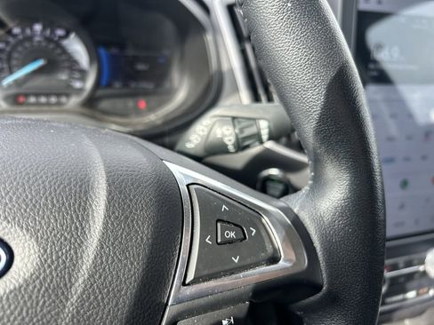 Used 2023 Ford Edge SEL image 19