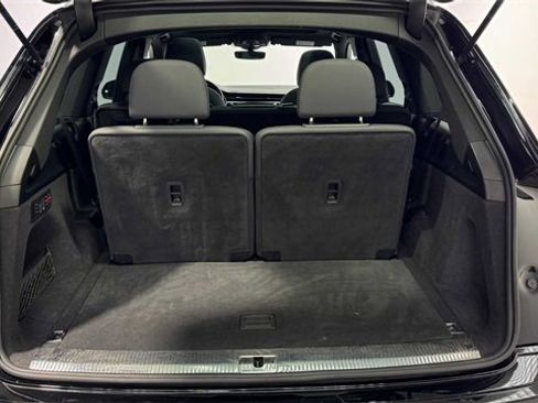 Used 2020 Audi Q7 3.0T Premium Plus w/ Premium Plus Package image 35