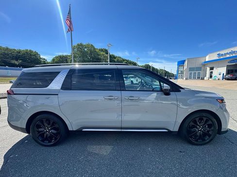 Used 2024 Kia Carnival SX Prestige FWD image 6