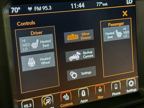 Used 2023 Jeep Wrangler Unlimited Sahara w/ Cold Weather Group image 27