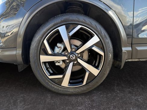 Used 2022 Nissan Rogue Sport SL image 10