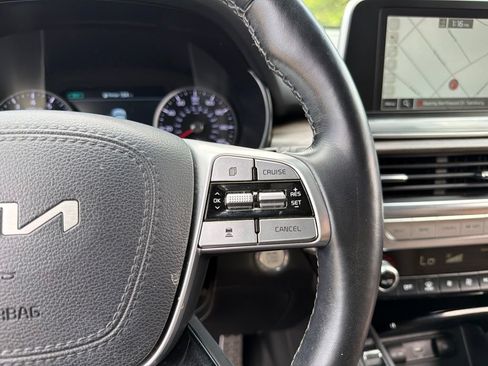 Certified 2022 Kia Telluride SX w/ SX Prestige Package AWD/4WD image 17