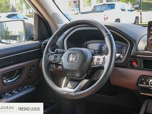 Used 2024 Honda Pilot Elite image 18