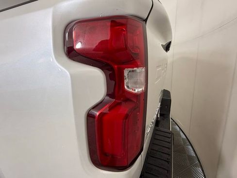 Used 2020 Chevrolet Silverado 2500 High Country w/ Z71 Off-Road Package AWD/4WD image 10