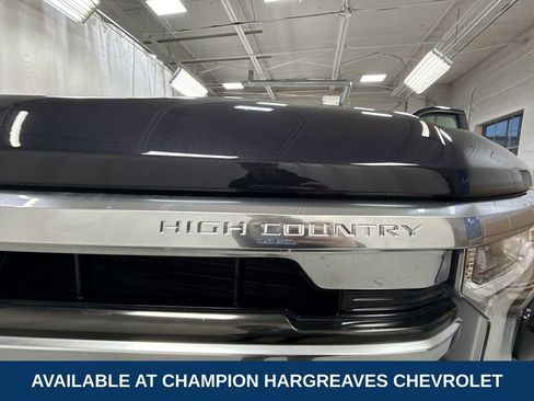 Used 2023 Chevrolet Silverado 1500 High Country w/ Technology Package image 40