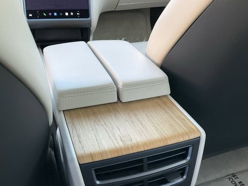 Used 2019 Tesla Model S Long Range image 47