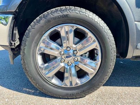 Used 2020 Ford F150 Lariat w/ Equipment Group 502A Luxury AWD/4WD image 37