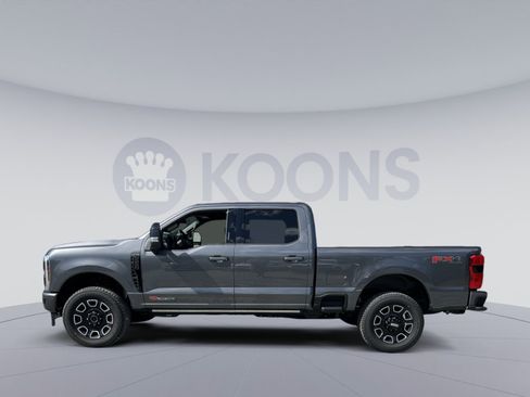 New 2026 Ford F250 Platinum image 2