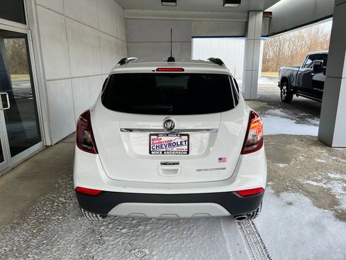 Used 2021 Buick Encore Preferred image 8