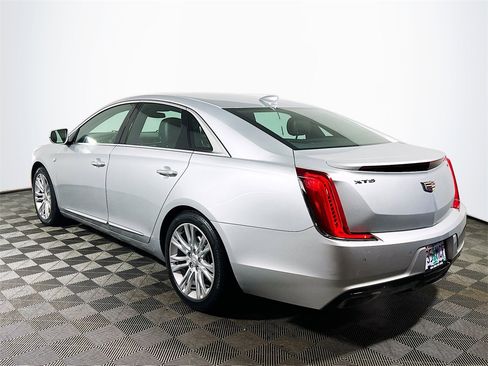Used 2018 Cadillac XTS Luxury image 6