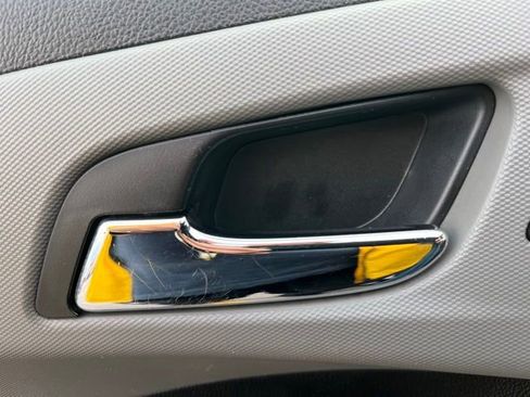 Used 2019 Chevrolet Sonic LT FWD image 10