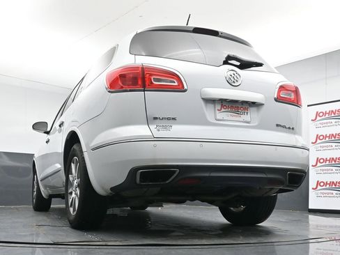 Used 2017 Buick Enclave Leather FWD image 39