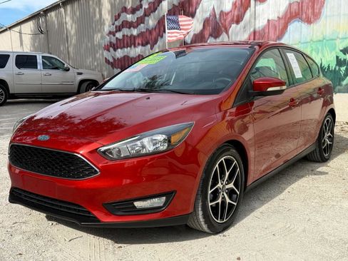 Used 2018 Ford Focus SEL image 5