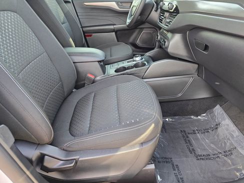 Used 2025 Ford Escape Active image 38