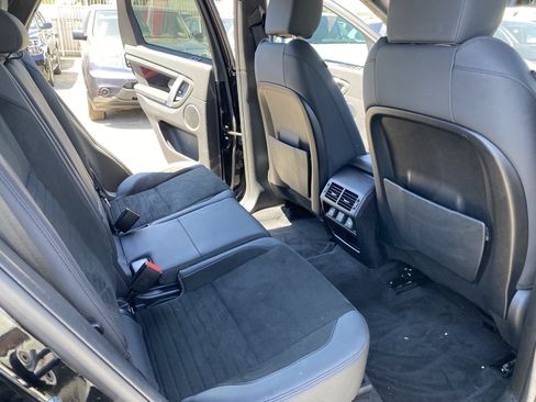 Used 2020 Land Rover Discovery Sport AWD/4WD image 21