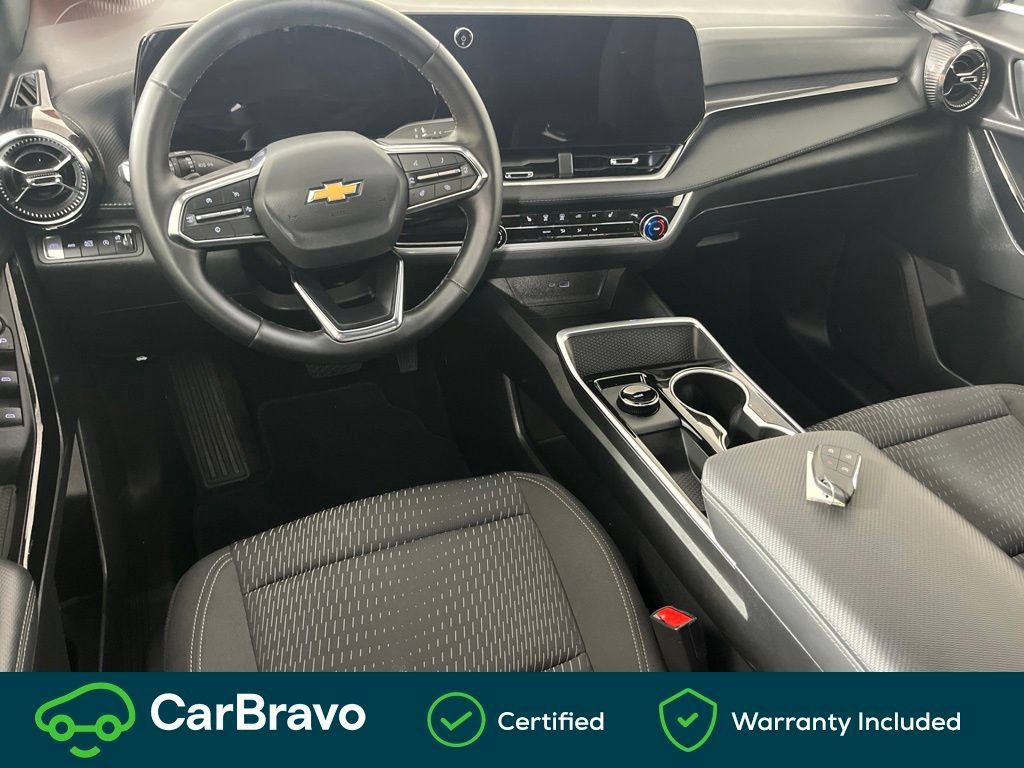 Used 2026 Chevrolet Equinox LT AWD/4WD image 14