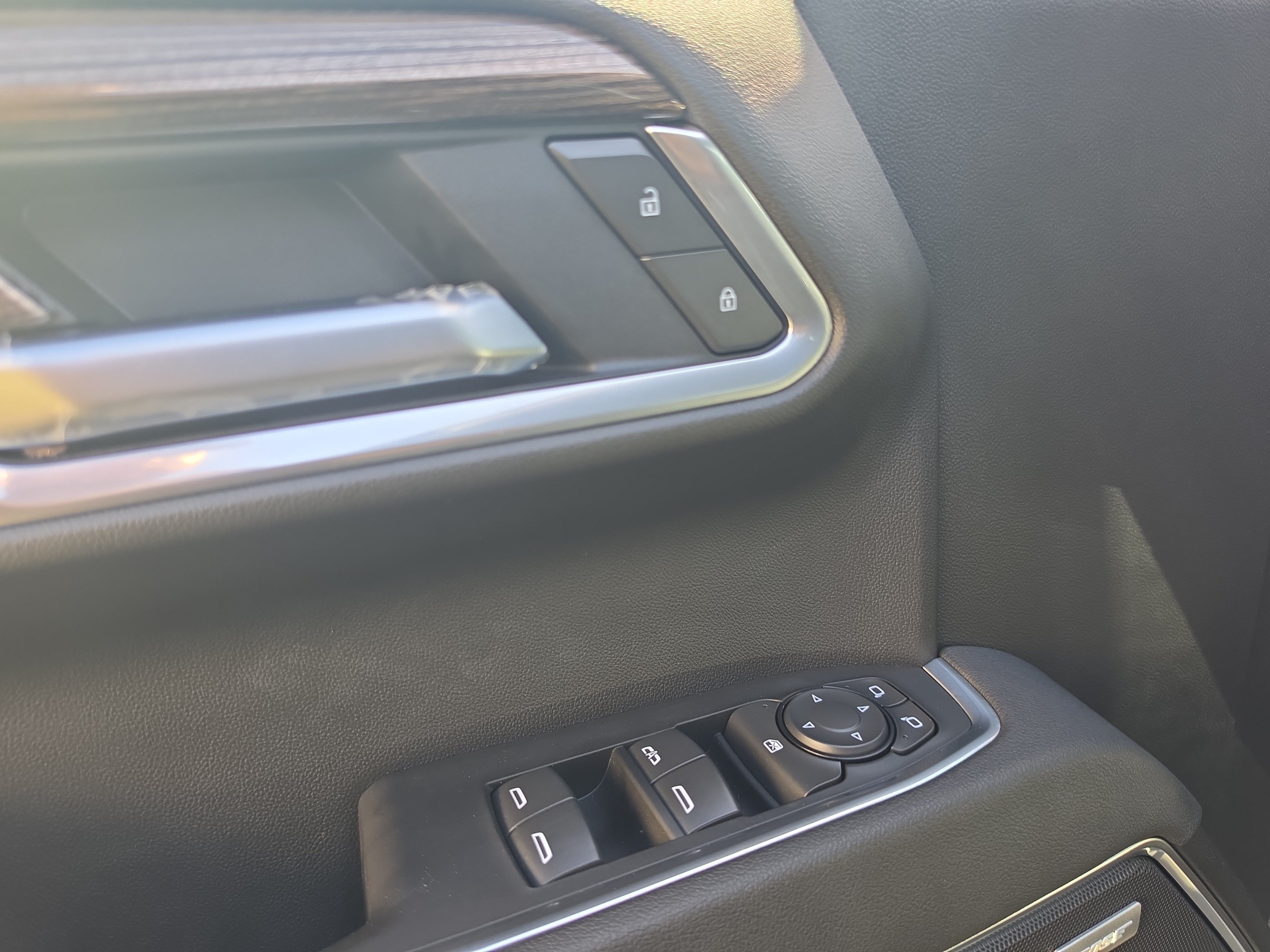 New 2026 Chevrolet Silverado 1500 RST w/ Rally Edition AWD/4WD image 18