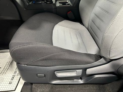 Used 2025 Toyota 4Runner TRD Off-Road image 13