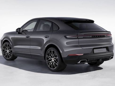 Certified 2025 Porsche Cayenne Coupe AWD/4WD image 3