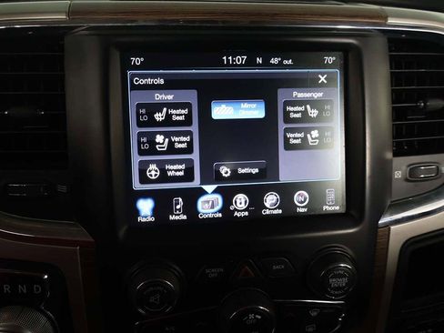 Used 2015 RAM 1500 Laramie w/ Convenience Group image 45