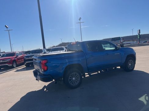 Used 2024 Chevrolet Colorado LT image 11