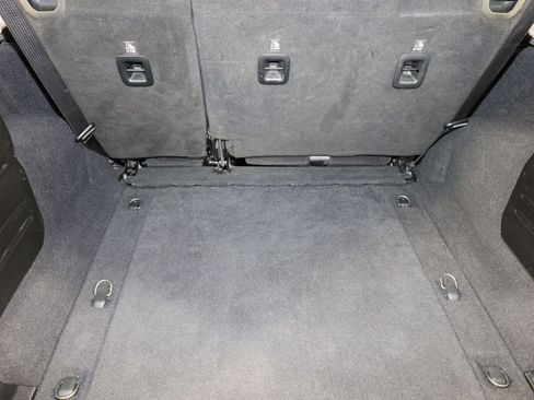Used 2019 Jeep Wrangler Unlimited Sahara w/ Safety Group AWD/4WD image 17