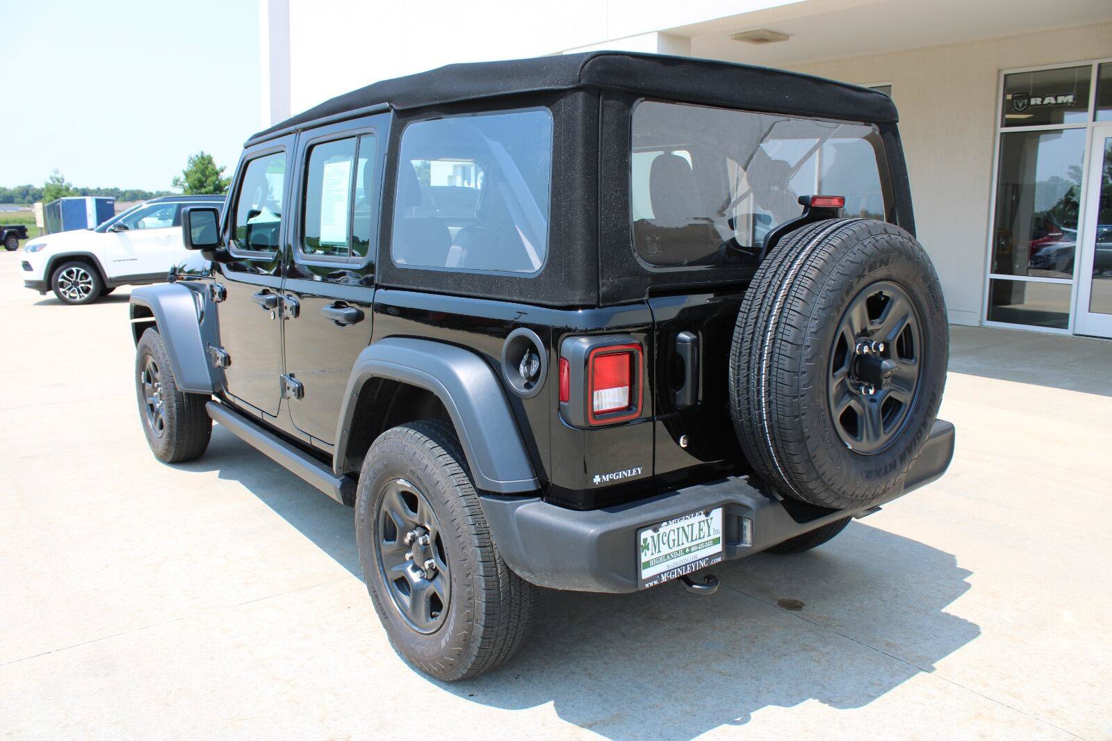 Certified 2024 Jeep Wrangler Unlimited Sport AWD/4WD image 9