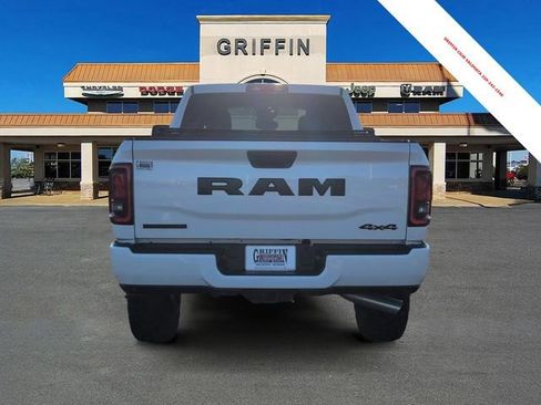 New 2025 RAM 3500 Big Horn image 8