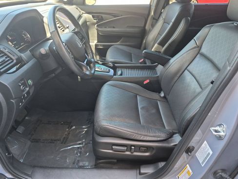 Used 2022 Honda Passport Elite image 11