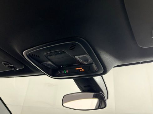 Certified 2023 Chevrolet Traverse LT FWD image 26