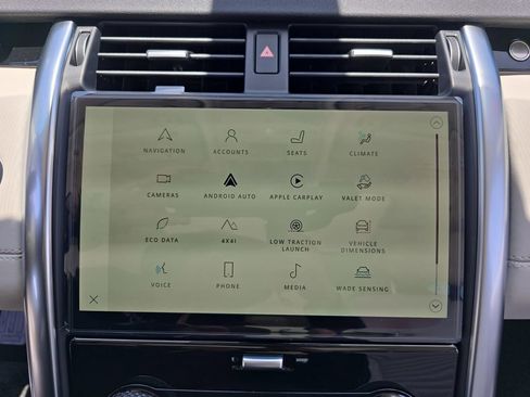 New 2026 Land Rover Discovery S AWD/4WD image 23