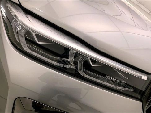 Certified 2022 BMW 750i xDrive 750i xDrive w/ Executive Package image 27