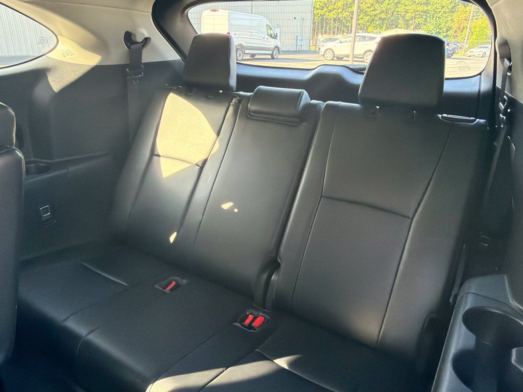 Used 2022 Toyota Highlander XLE AWD/4WD image 21