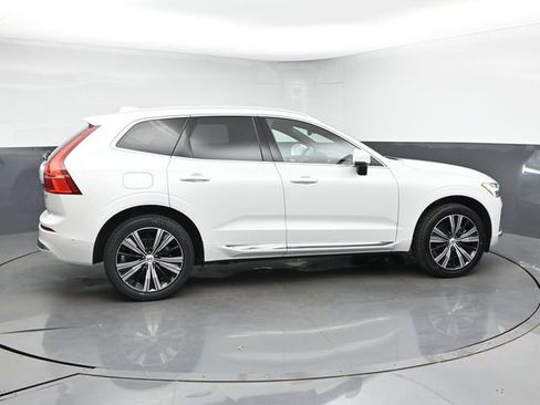 Used 2023 Volvo XC60 B5 Ultimate w/ Climate Package AWD/4WD image 9