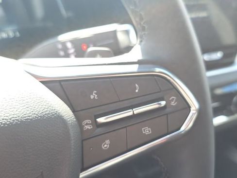 New 2026 Chevrolet Equinox LT image 16