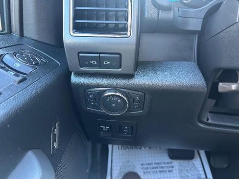 Used 2018 Ford F150 XLT w/ Equipment Group 302A Luxury image 20