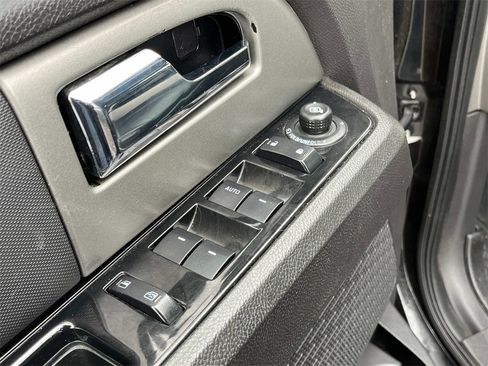 Used 2013 Ford Expedition EL Limited image 33