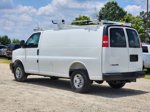 New 2025 Chevrolet Express 2500 w/ Driver Convenience Package image 10